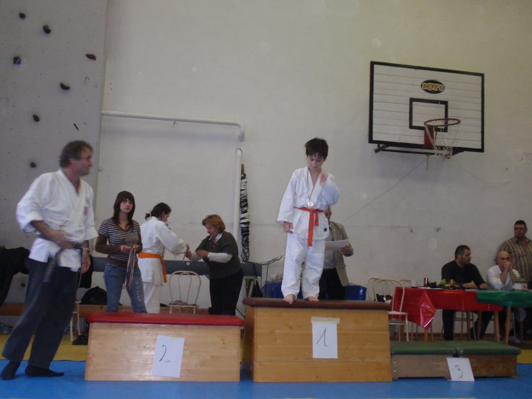 pc111505.jpg