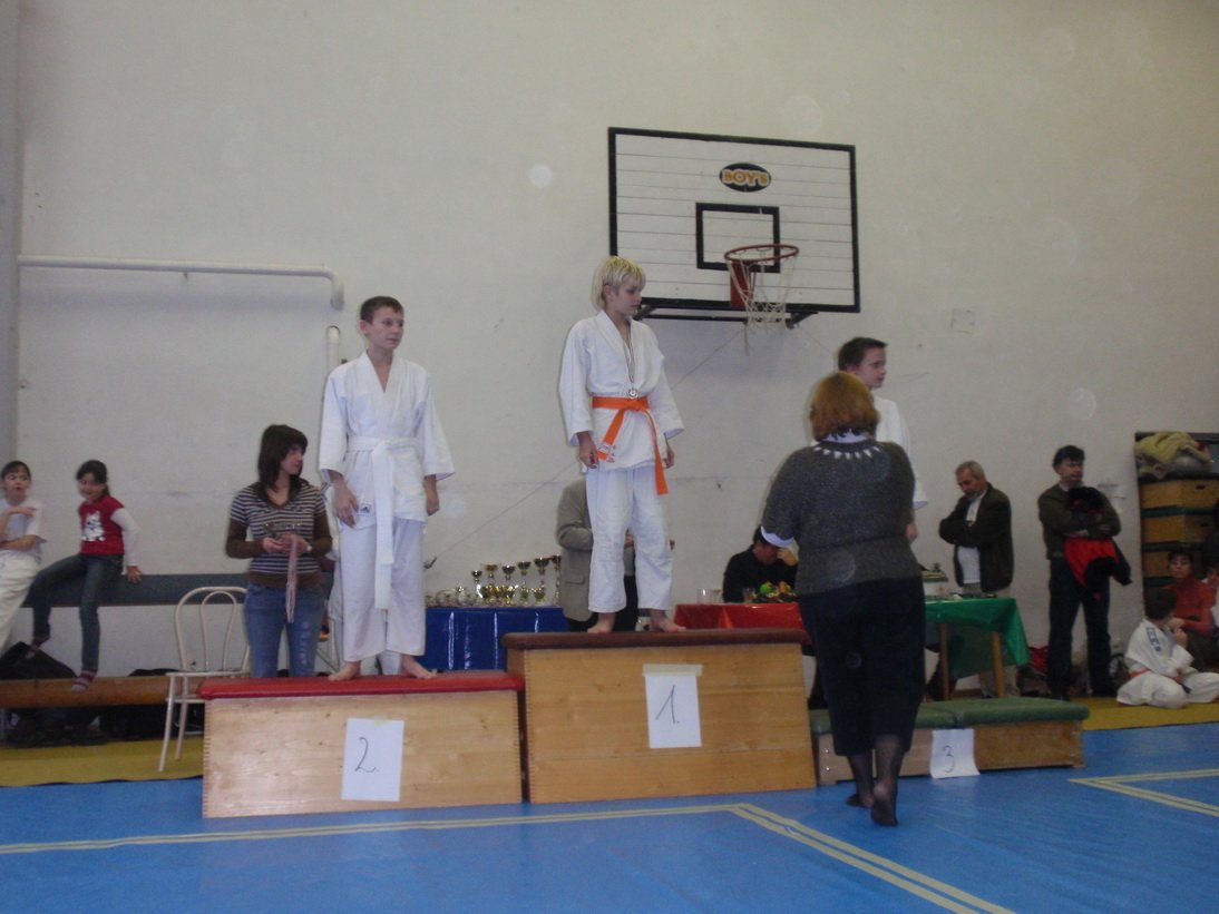 pc111572.jpg