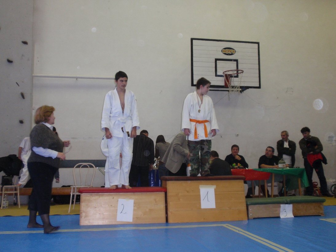 pc111583.jpg