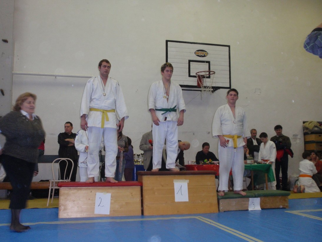 pc111591.jpg